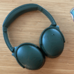 Espero que você não tenha comprado os fones de ouvido Bose QuietComfort na Black Friday. Eles estão com $ 199 de desconto hoje.