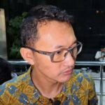 Esta é uma lista de 10 pessoas presas pela Comissão de Erradicação da Corrupção (KPK) em conexão com a OTT do governador de Riau, Abdul Wahid.