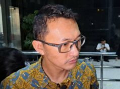 Esta é uma lista de 10 pessoas presas pela Comissão de Erradicação da Corrupção (KPK) em conexão com a OTT do governador de Riau, Abdul Wahid. Esta é uma lista de 10 pessoas presas pela Comissão de Erradicação da Corrupção (KPK) em conexão com a OTT do governador de Riau, Abdul Wahid.