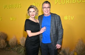 Estrela de ‘Pluribus’ Rhea Seehorn sobre como canalizar a raiva de sua personagem: ‘É essa qualidade especial que a torna diferente’ Estrela de 'Pluribus' Rhea Seehorn sobre como canalizar a raiva de sua personagem: 'É essa qualidade especial que a torna diferente'