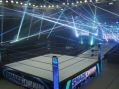 Estrelas da WWE se envolvem durante a reunião de Ação de Graças WWE SmackDown Empty Arena