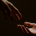 Estudo: O toque aciona o sistema nervoso humano mais do que o som ou a visão