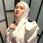 Estudo de amigo na mesma direção do esclarecimento sobre o suposto caso entre Inara Rusli e Insanul Fahmi