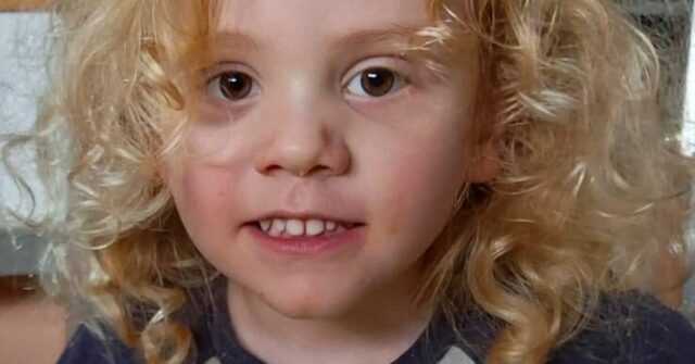 Desaparecido Gus, de quatro anos