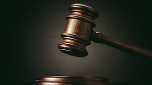 Ex-líderes de organização médica local sem fins lucrativos se declaram Ex-líderes de organização médica local sem fins lucrativos se declaram culpados de fraudá-la em milhões