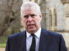 Ex-príncipe Andrew perderá título militar final Ex-príncipe Andrew perderá título militar final