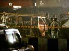 Explosão mata pelo menos oito pessoas em ponto turístico histórico Explosão mata pelo menos oito pessoas em ponto turístico histórico