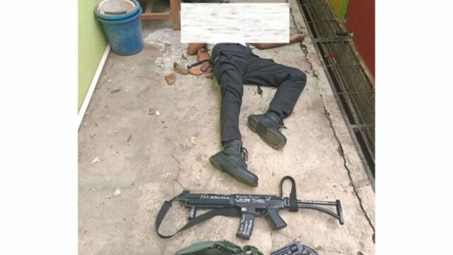 Expor! Suspeito de ser o autor da explosão no SMAN Expor! Suspeito de ser o autor da explosão no SMAN 72 Jacarta: Muitas vezes sozinho na aula!