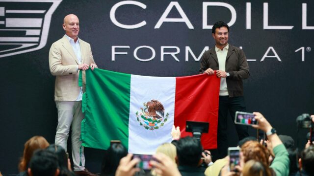 F1: Cadillac testa em Imola com Perez dirigindo uma Ferrari 2023
