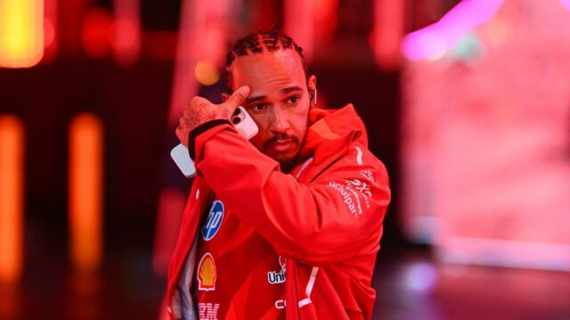 F1: Hamilton descarta conversas sobre atritos com o presidente da F1: Hamilton descarta conversas sobre atritos com o presidente da Ferrari, Elkann, antes do GP de Las Vegas