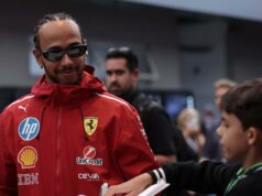 F1: Lewis Hamilton rejeita reivindicações de saída da Ferrari F1: Lewis Hamilton rejeita reivindicações de saída da Ferrari
