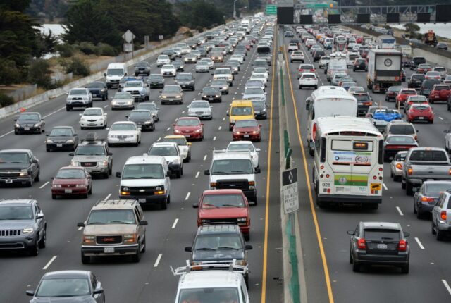 Fairfield: I-80 fechada em Travis Boulevard Fairfield: I-80 fechada em Travis Boulevard
