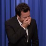 Fallon se esforça para superar a paralisação do governo porque não consegue parar de rir: 'Isso é um bom texto' | Vídeo