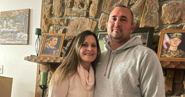 Família do treinador de futebol afirma que ele saiu de O técnico de futebol americano da Virginia High School, Travis Lee Turner, desapareceu em meio a uma temporada invicta