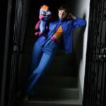 Fantoches? Nesta economia? Esta artista de Los Angeles está trilhando seu próprio caminho em Hollywood