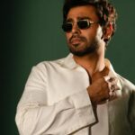 Farhan Saeed lançará primeiro álbum solo ‘Khat’ com a Warner Music, Silent Roar (EXCLUSIVO)