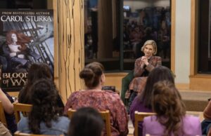 Fãs de Pluribus, agora vocês podem ler Carols Bloodsong of Wycaro Fãs de Pluribus, agora vocês podem ler Carols Bloodsong of Wycaro