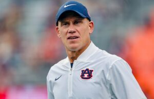 Favorito inesperado surge para trabalho em Auburn após rumores de Jon Sumrall-Flórida Tulane head coach Jon Sumrall