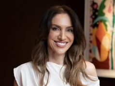 ‘Ficarei sozinha neste Natal porque ESQUECI de ter filhos’: Mulher, 53, diz que o ritmo acelerado da vida em Londres a distraiu até que fosse ‘tarde demais’ – e insiste que muitas mulheres são iguais Nadiya Bekar (foto), de Londres, disse que festas, viver uma vida acelerada na cidade e uma 'série ruim de ex-namorados' a distraíram de tomar uma decisão ativa de se tornar mãe