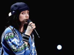 Filme de concerto em 3D ‘Hit Me Hard and Soft’ de Billie Eilish será lançado pela Paramount, co-dirigido por James Cameron Filme de concerto em 3D 'Hit Me Hard and Soft' de Billie Eilish será lançado pela Paramount, co-dirigido por James Cameron