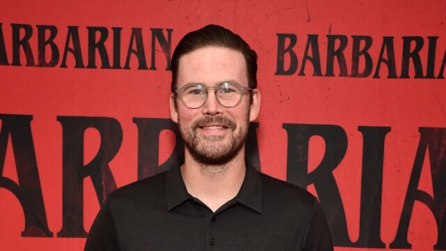 Filme de ficção científica de Zach Cregger, 'The Flood', estagnou Filme de ficção científica de Zach Cregger, 'The Flood', estagnou na Netflix por falta de compromisso teatral | Exclusivo