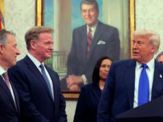 Fontes: Trump quer que o estádio de DC seja nomeado em sua homenagem Fontes: Trump quer que o estádio de DC seja nomeado em sua homenagem