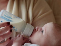 Fórmula para bebês recuperada após relatos de botulismo infantil em quase uma dúzia de estados Fórmula para bebês recuperada após relatos de botulismo infantil em quase uma dúzia de estados