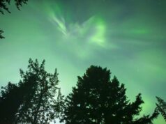 Forte tempestade solar pode desencadear auroras no Canadá e nos estados do norte dos EUA esta noite Ícone de conversão de texto em fala