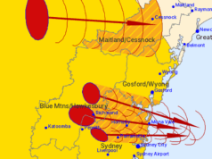 Fortes tempestades em NSW trarão ventos prejudiciais e grande granizo Essas tempestades estão se movendo em direção ao leste.