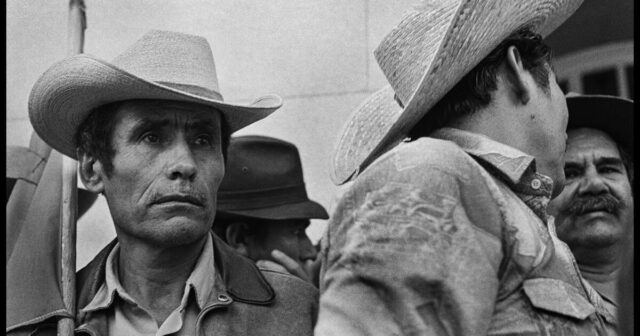 Fotografias pouco conhecidas da 'outra Califórnia' mostram abertamente a classe Fotografias pouco conhecidas da 'outra Califórnia' mostram abertamente a classe trabalhadora de 1975