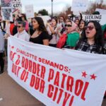 Frequentadores da Igreja de Charlotte fogem do ataque da patrulha de fronteira - 'Achávamos que a Igreja era segura'