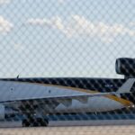 O avião de carga McDonnell Douglas MD-11F está aterrado nos EUA. Na foto aqui está um avião da UPS no Aeroporto de Louisville, Kentucky