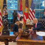 Trump se apresenta às crianças no Salão Oval como ‘Donald’