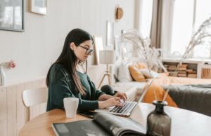 Ganhe um MacBook Air por menos de US$ 200 Ganhe um MacBook Air por menos de US$ 200