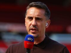 Gary Neville conta por que Roy Keane é o jogador mais influente que já viu no Man Utd ícone de correio