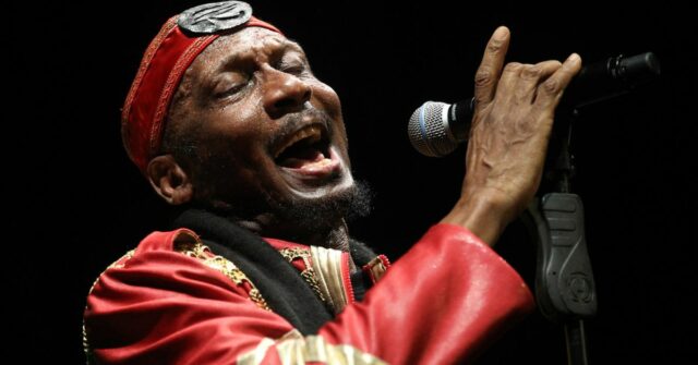 Gigante do reggae e estrela de cinema de The Harder Gigante do reggae e estrela de cinema de The Harder They Come Jimmy Cliff morre aos 81 anos