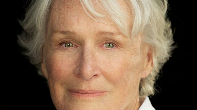 Glenn Close sobre o papel de uma senhora assustadora da igreja em 'Wake Up Dead Man', essas críticas de 'All's Fair' e atuação com Kim Kardashian: 'Ela sempre estava preparada'

