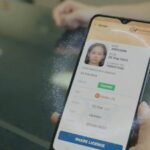 Os motoristas de Queensland tiveram a opção de renovar suas licenças on-line, em vez de pessoalmente em um centro de serviços do departamento de transporte.