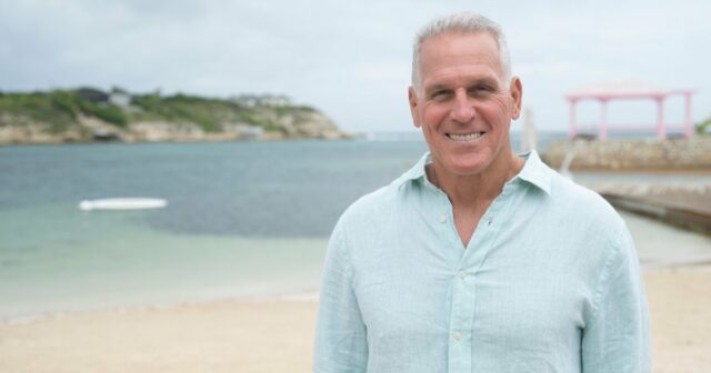 Golden Bachelor Mel está ‘indeciso’ entre os 2 finais em Golden Bachelor Mel Owens admite que está ‘indeciso’ entre os 2 finais em meio à suíte Fantasy: recapitulação