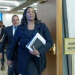 Governador do Fed dos EUA, Cook, oferece defesa detalhada em caso de fraude hipotecária