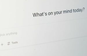 Governo de Alberta busca IA para redigir legislação pela primeira vez Ícone de conversão de texto em fala