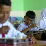 Grande comoção! Supostamente falso MBG Ompreng no norte de Jacarta, polícia intervém