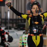 Grandes estrelas, grandes acrobacias. Não é um filme, é ‘Call of Duty: Black Ops 7’