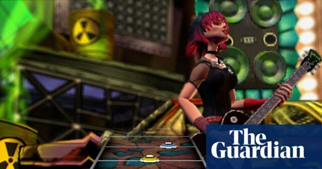 Guitar Hero aos 20 anos – como um machado de plástico preencheu a lacuna entre as gerações do rock

