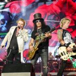 Guns N' Roses é processado por ex-empresário pelo lançamento de seu livro