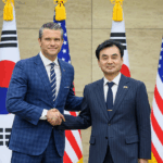 Hegseth aplaude o plano da Coreia do Sul de assumir um papel mais importante na defesa contra a agressão norte-coreana