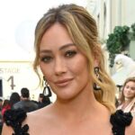 Hilary Duff faz comentários raros sobre como navegar em 'drama familiar'