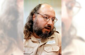 Hoje na História: 21 de novembro, analista de inteligência da Marinha acusado de espionar para Israel Hoje na História: 21 de novembro, analista de inteligência da Marinha acusado de espionar para Israel