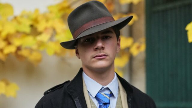 Homem Fedora desmascarado: Conheça o adolescente por trás da foto Pedro disse que foi contatado por primos na Colômbia, amigos na Áustria e também por colegas de classe que viram a foto.