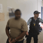 Homem acusado após trabalhadora do sexo supostamente agredida sexualmente e roubada com faca